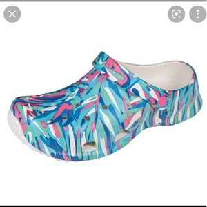 NWT Simply Southern Clogs Size 11